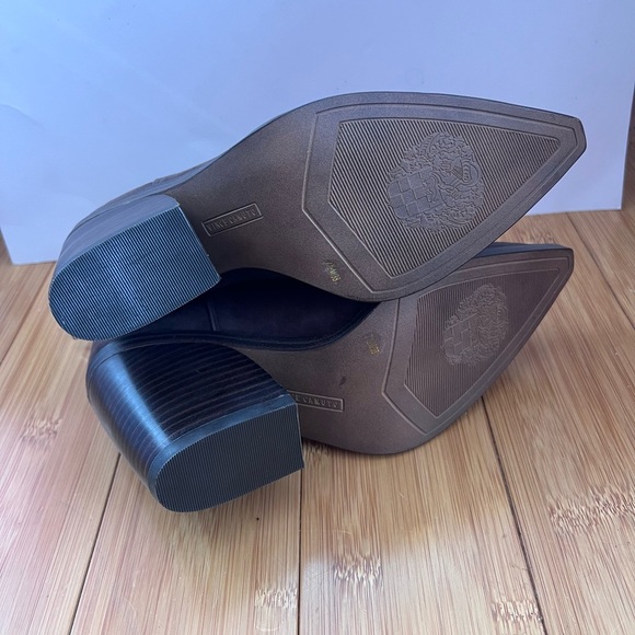 Vince Camuto Gigietta Women's Suede Ankle Boots - Dark Brown Size 7.5 - Picture 5 of 5